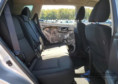 2017 Nissan Rogue S z USA, uszkodzony, nr VIN KNMAT2MT8HP507291